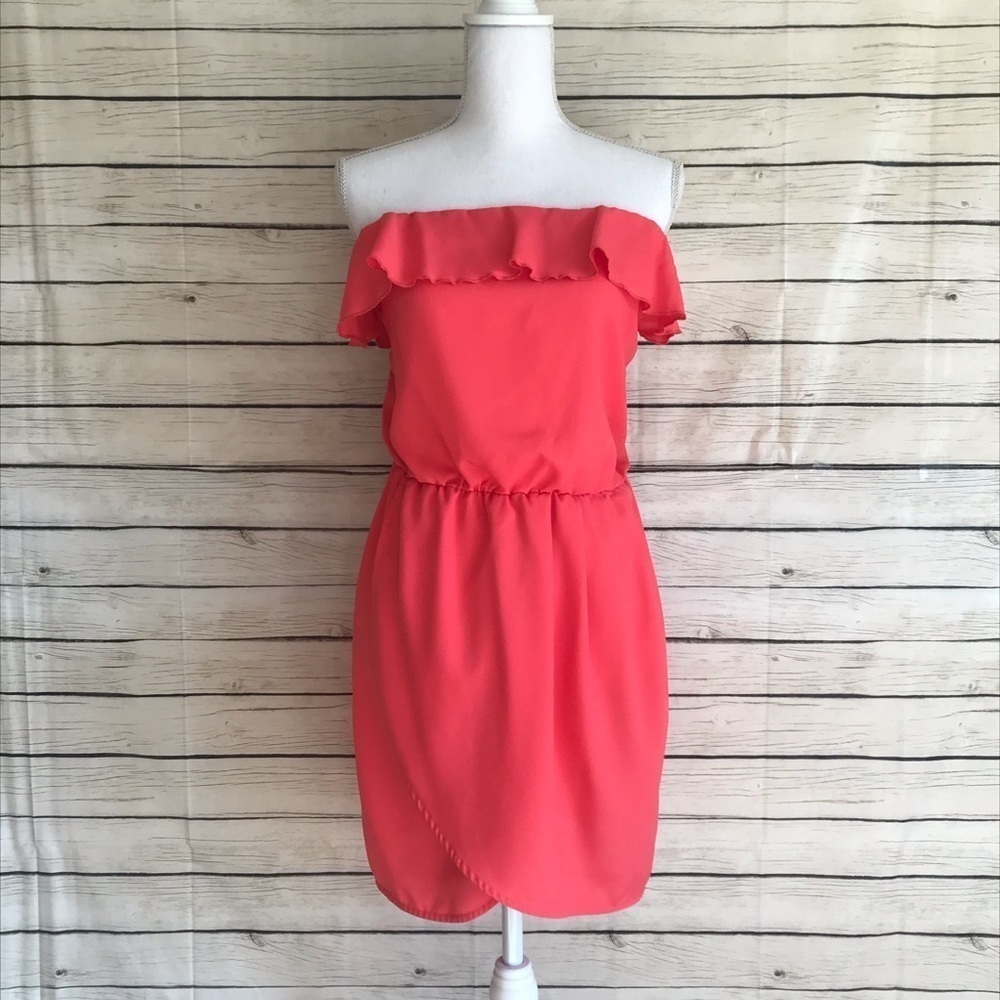 GAP Strapless Ruffled Dress